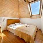 Scenic Escape - Loft 33 *