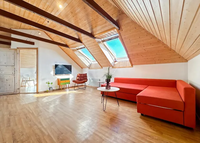 Scenic Escape - Loft 33 Daire